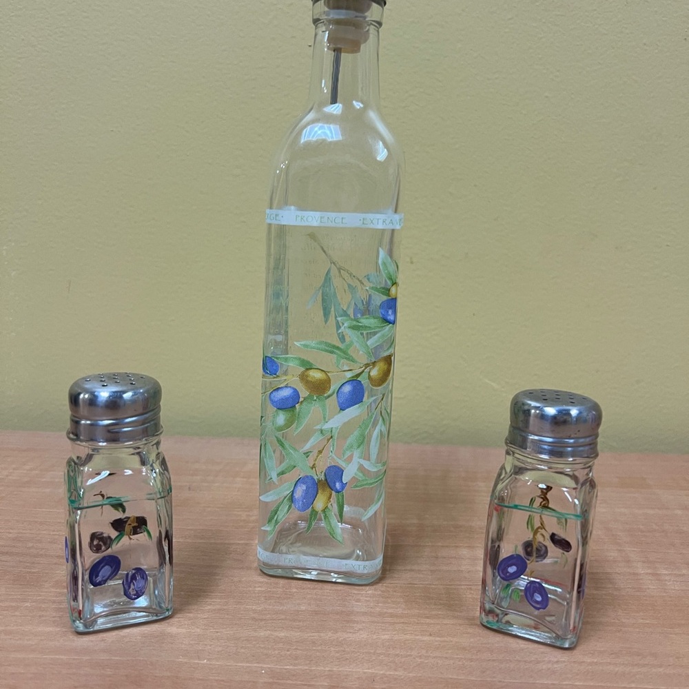 Decorative Olive Oil Bottle and Shaker Set